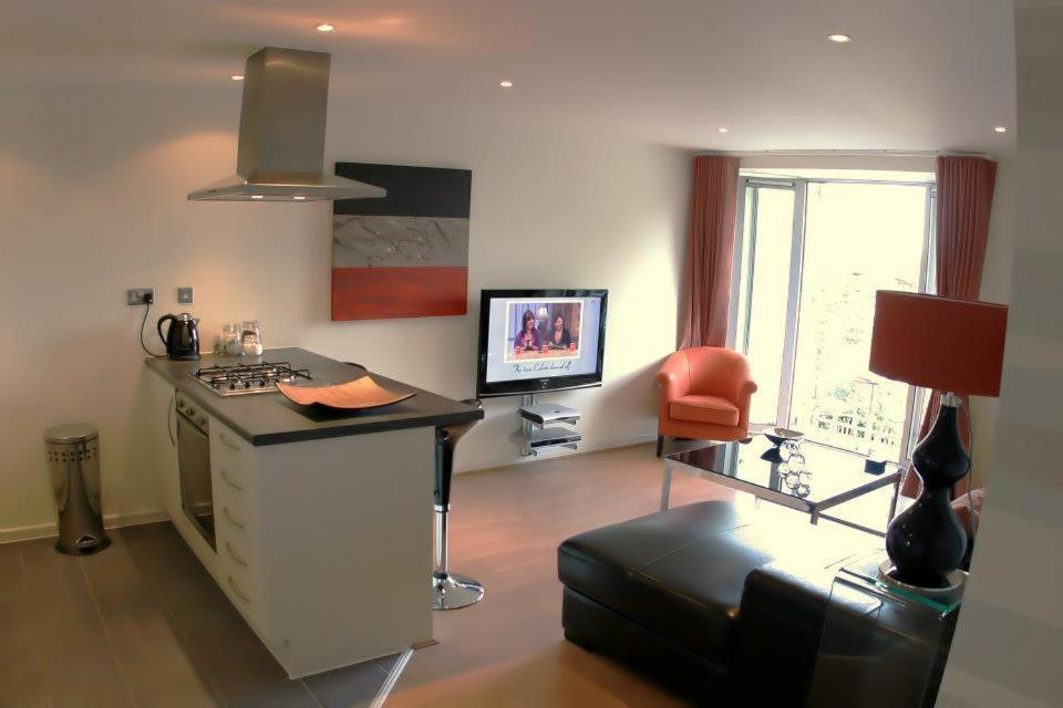 Chelmsford Serviced Apartments Exterior foto